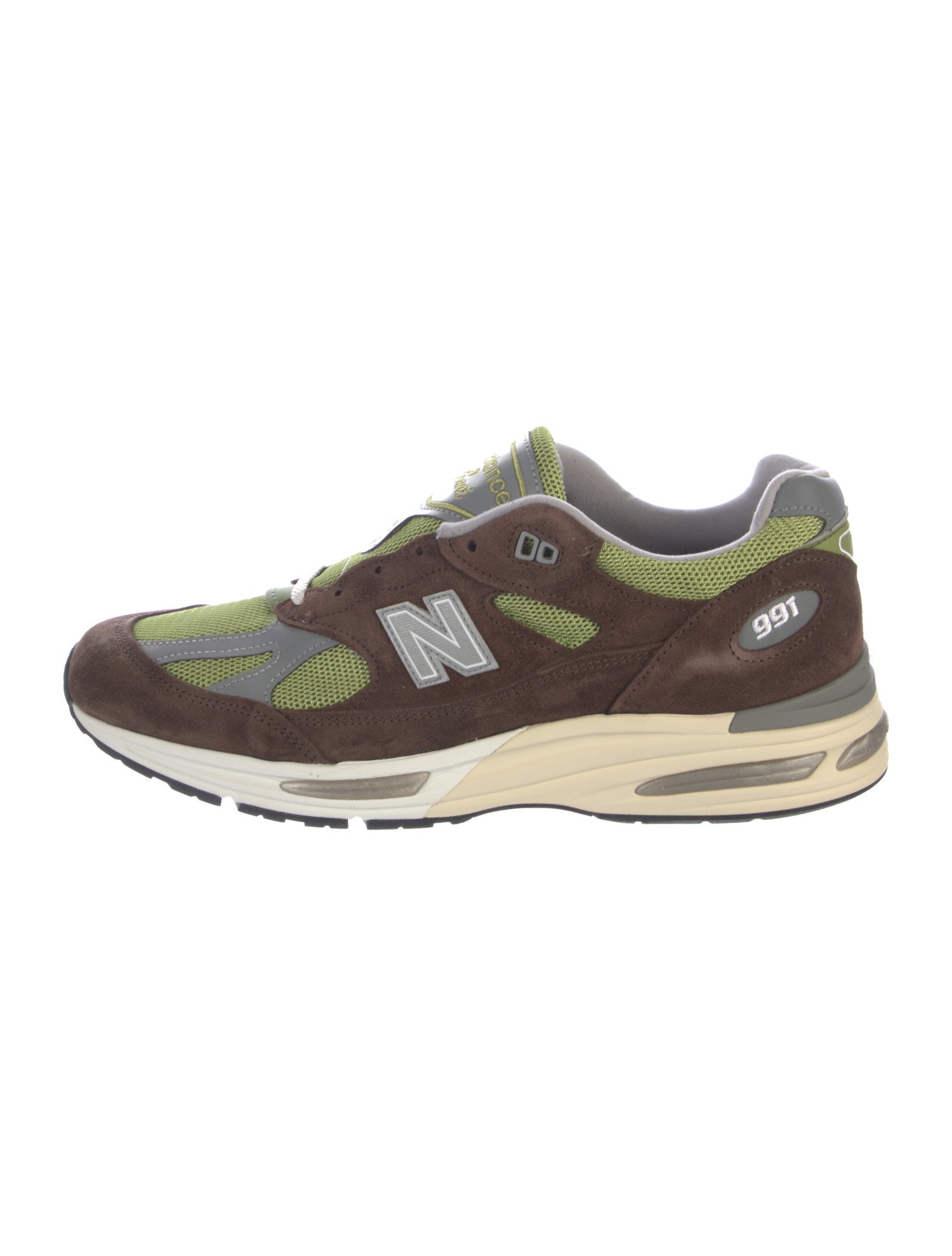 New Balance Suede Colorblock Pattern Athletic Sneakers