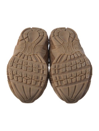 New Balance x Miu Miu 530 Sneakers