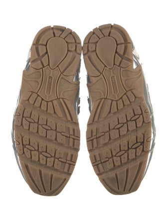 New Balance x Miu Miu 530 SL 'Metallic Silver' Sneakers