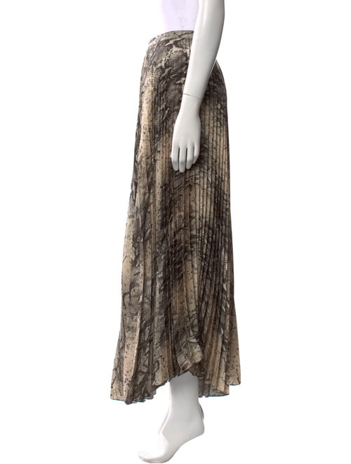 Wandering Animal Print Long Skirt