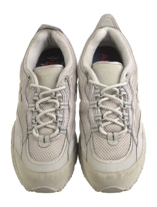 New Balance Leather Trim Embellishment Sneakers