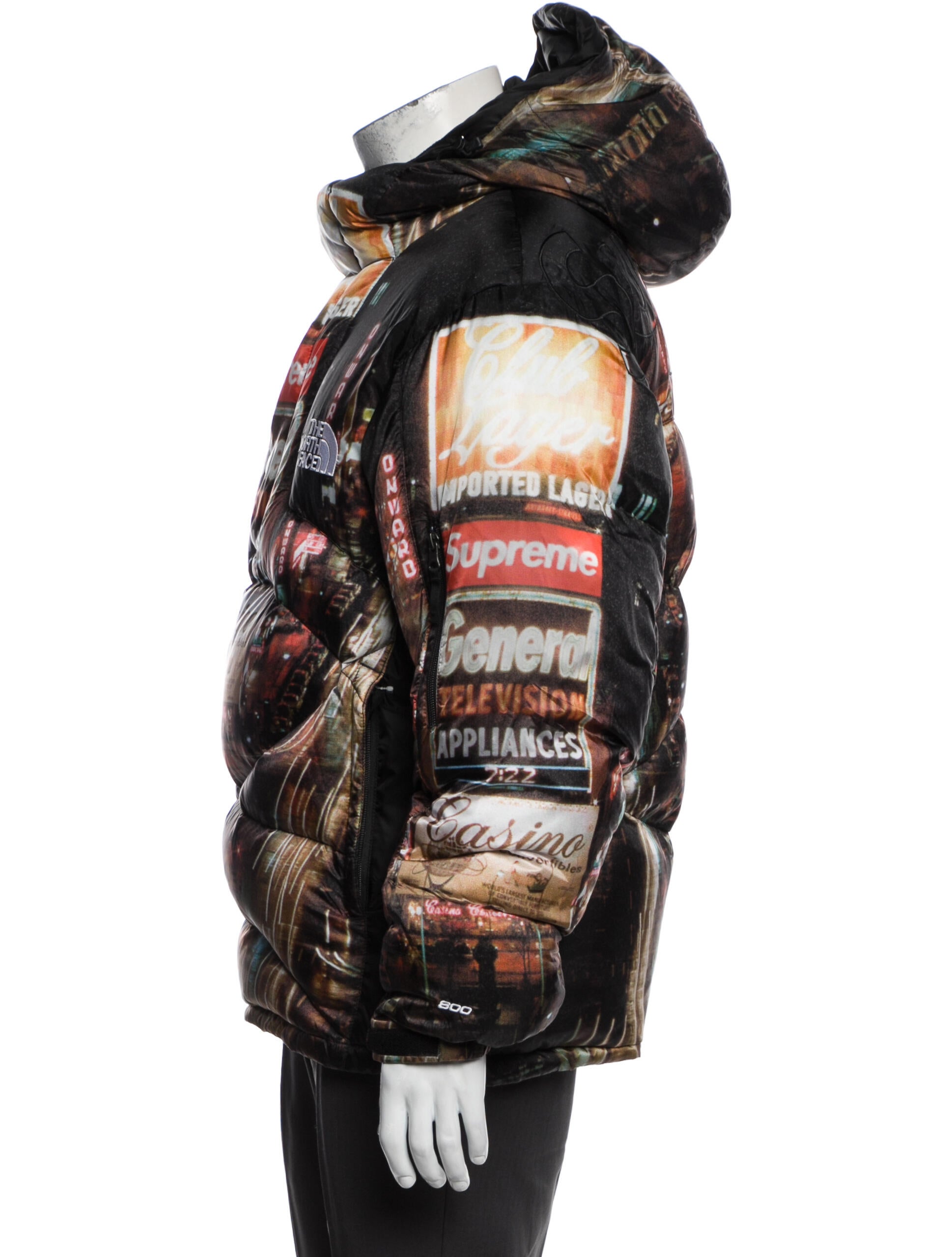 The North Face x Supreme Printed Puffer Coat w/ Tags - Black