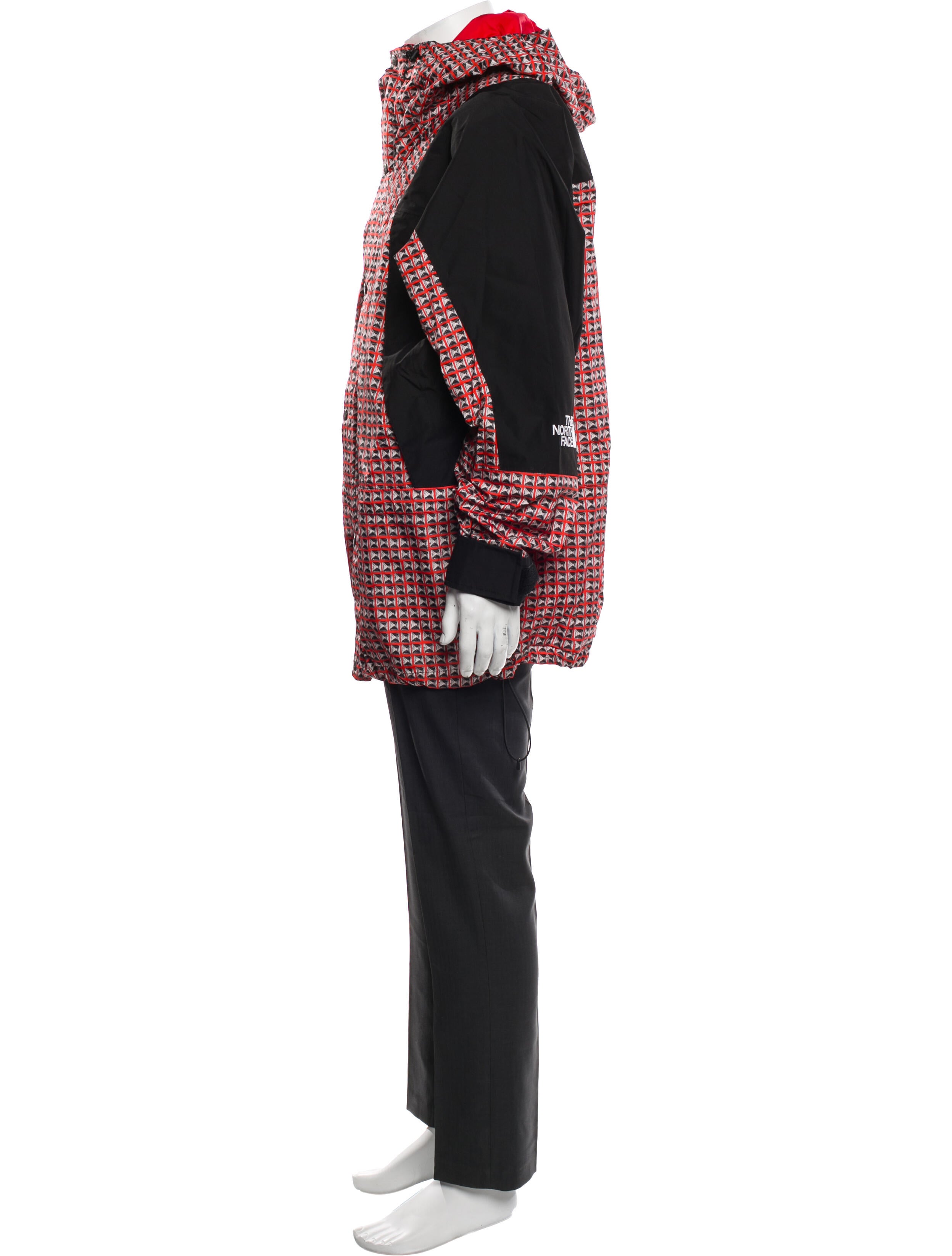 The North Face x Supreme 2021 Studded Mountain Light Parka