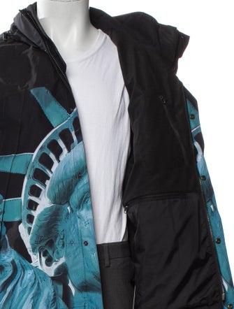 The North Face x Supreme 2019 Statue of Liberty Mountain Puffer Coat