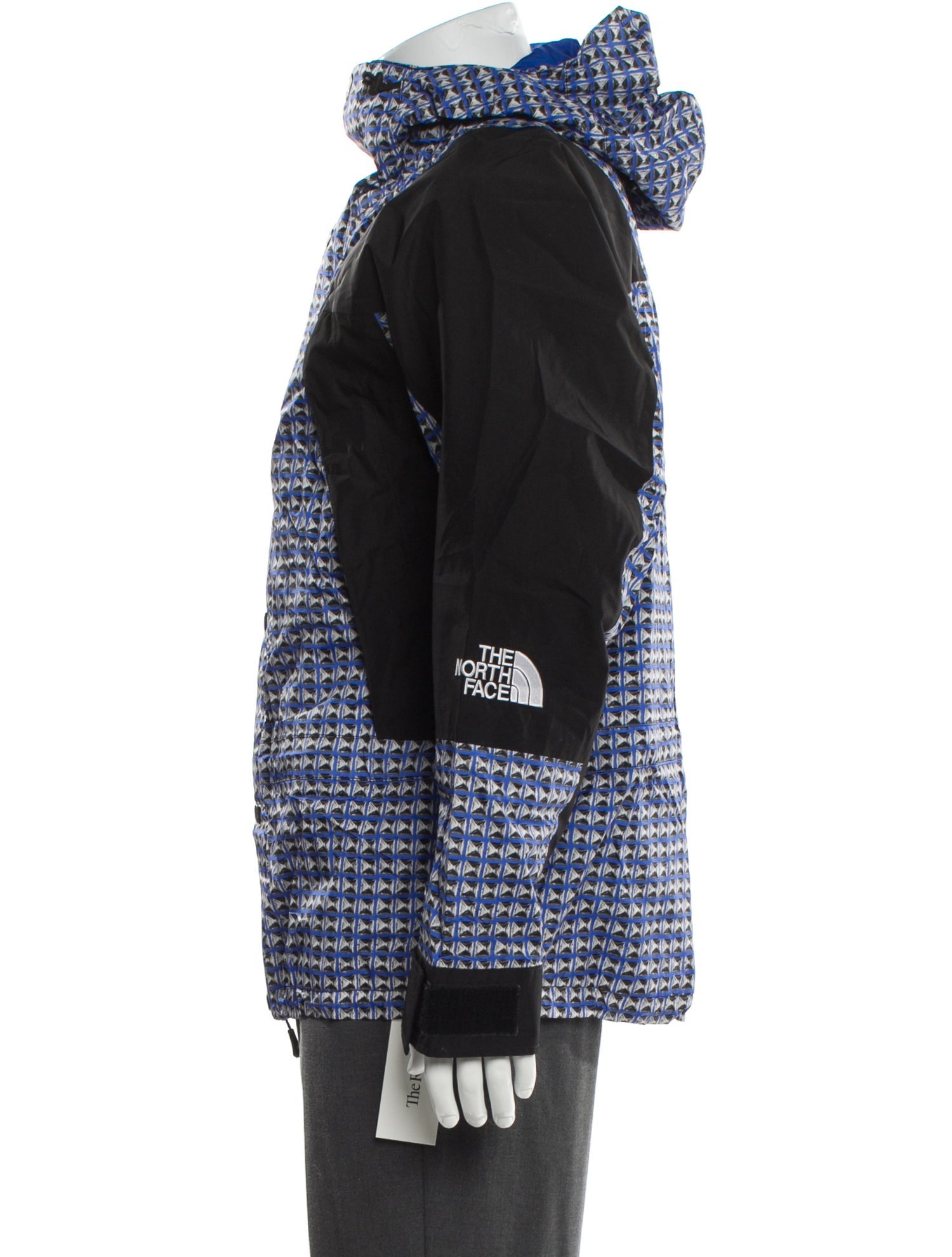 The North Face x Supreme 2021 Printed Parka - Black Outerwear