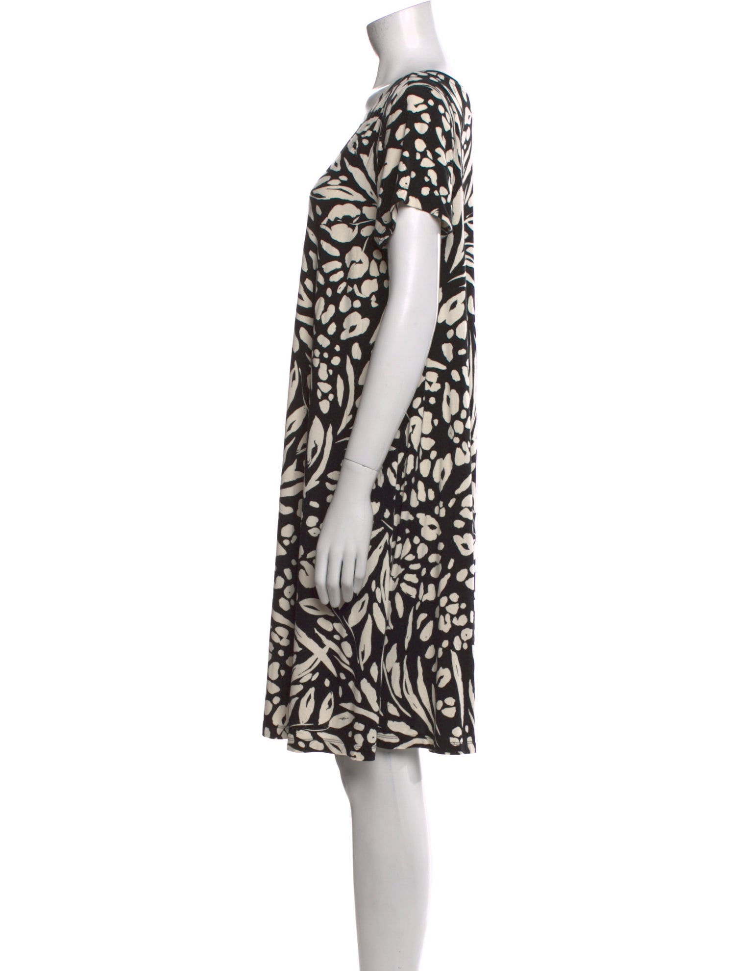 Nicole Miller Printed Knee-Length Dress