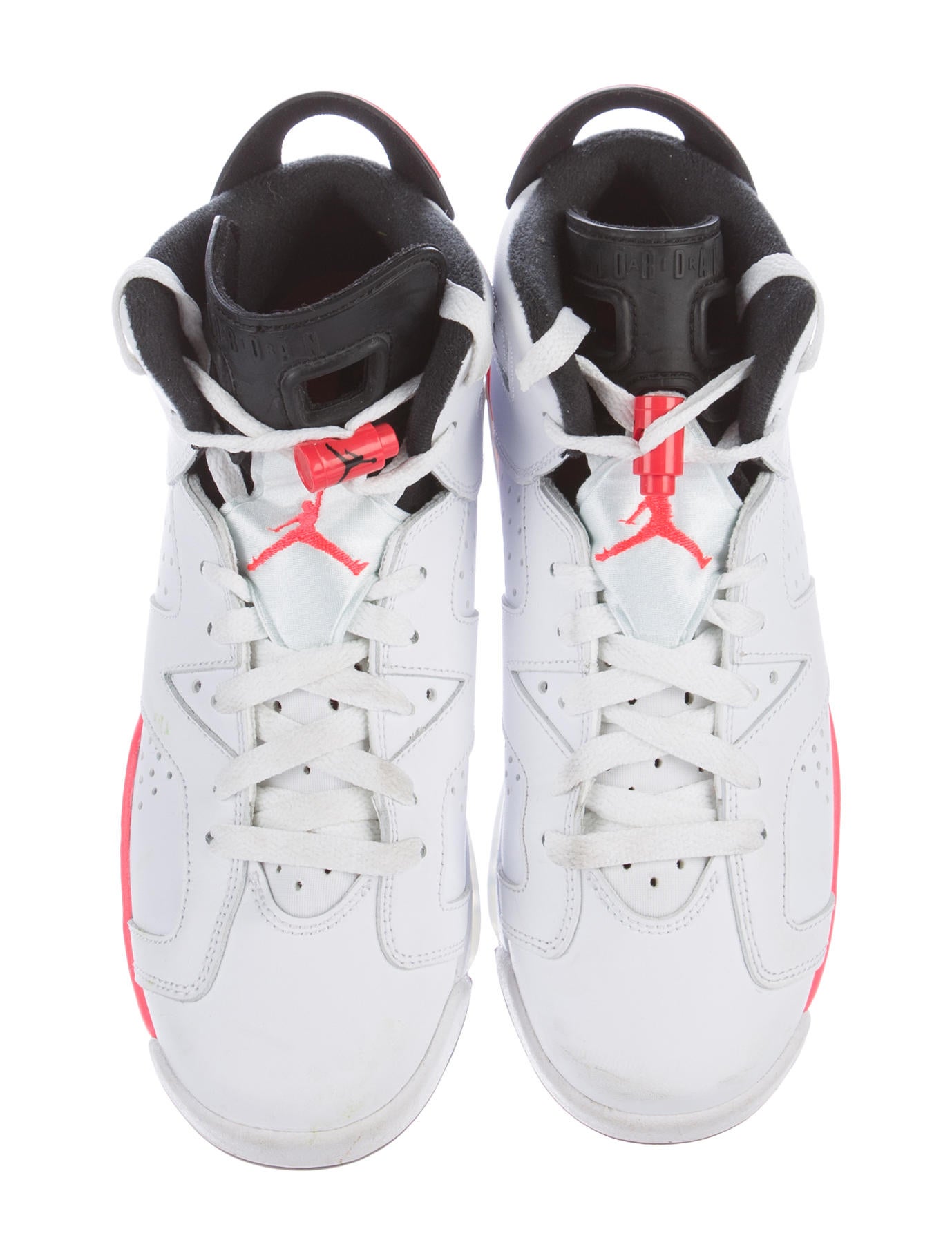 boys high top jordans