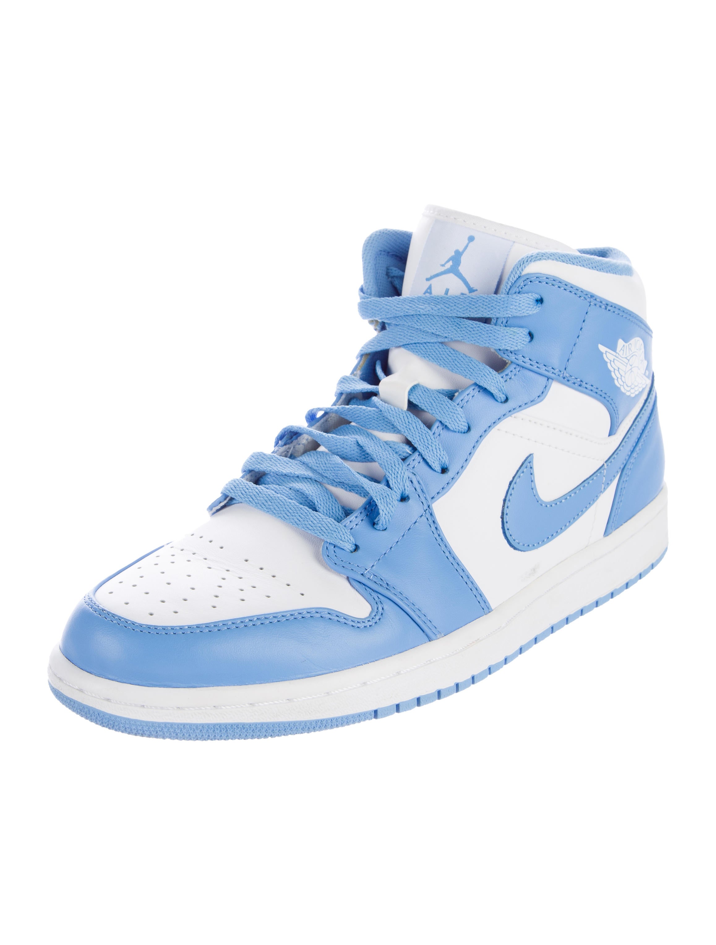 DoNotUse1223 Nike Air Jordan 1 Retro UNC Sneakers - Shoes - WNIAJ20184 | The RealReal