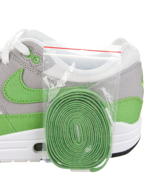 Nike x Patta Embroidered Accent Athletic Sneakers