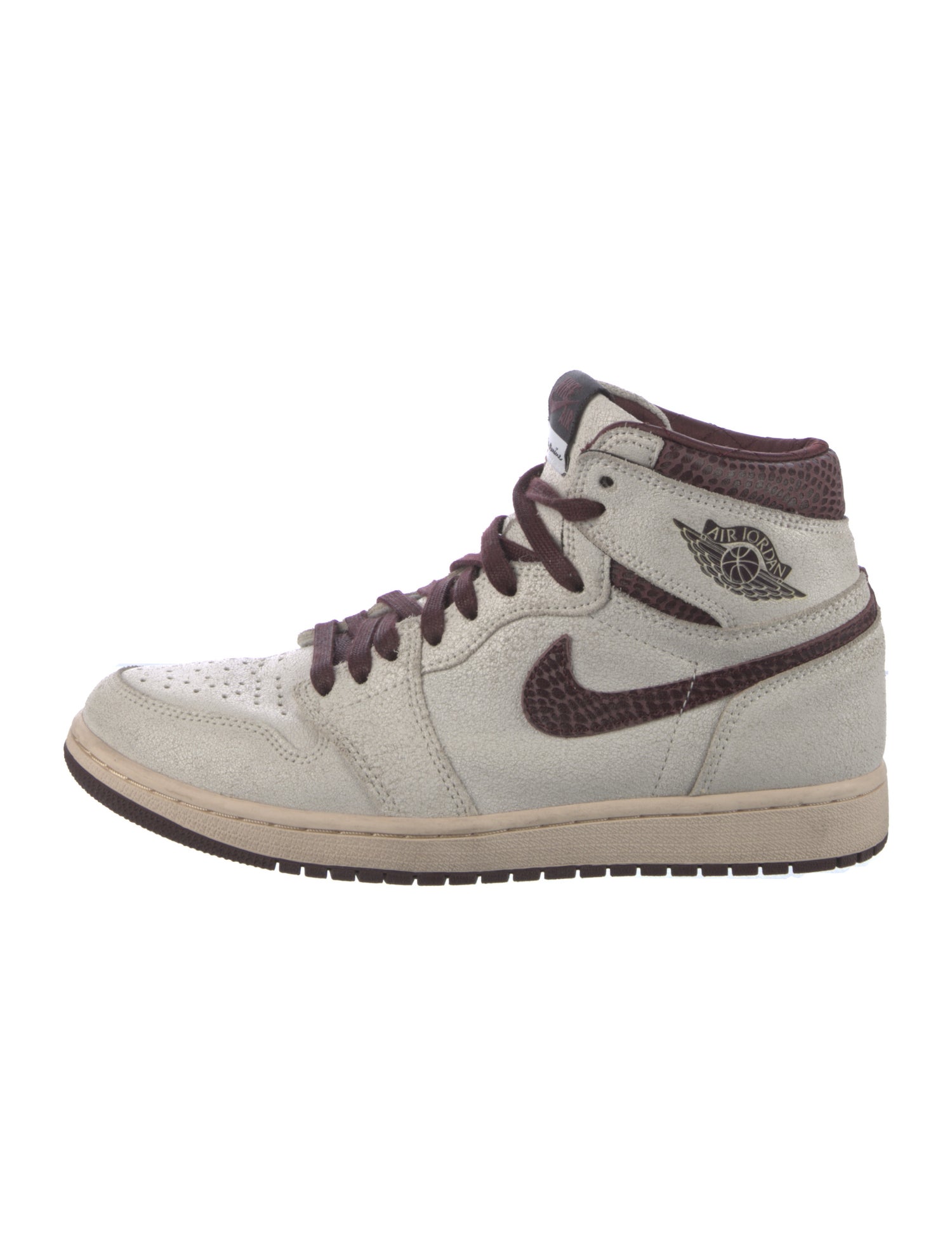 Jordan x A Ma Maniére 1 Retro High OG Sneakers