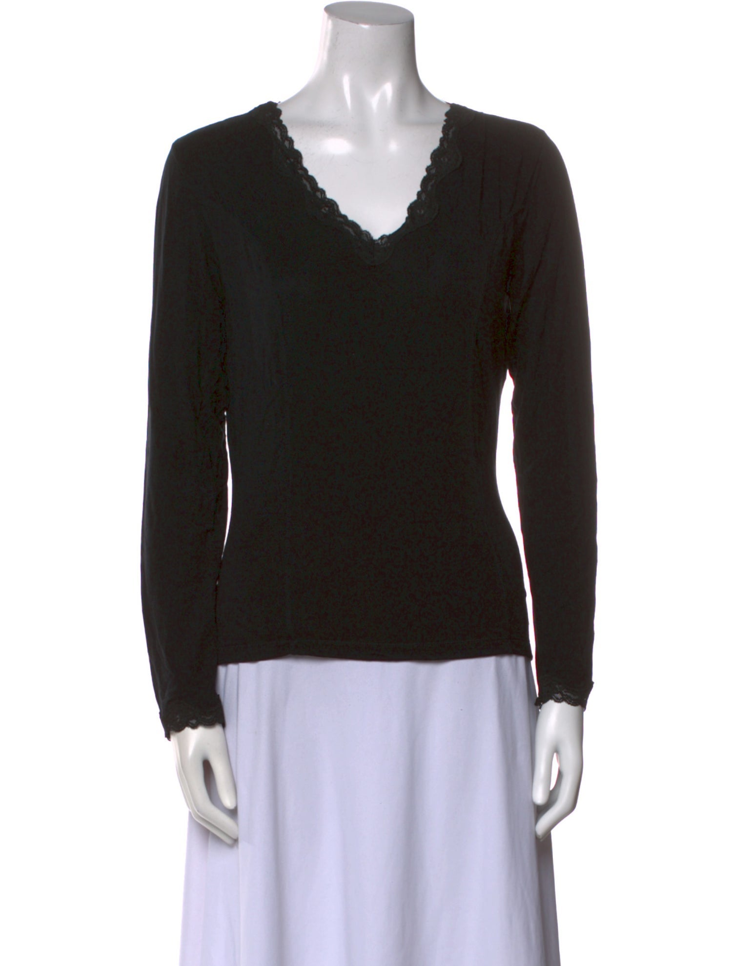 NILS V-Neck Long Sleeve Top