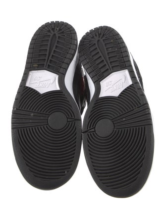 Nike SB Dunk Low Wasted Youth Sneakers