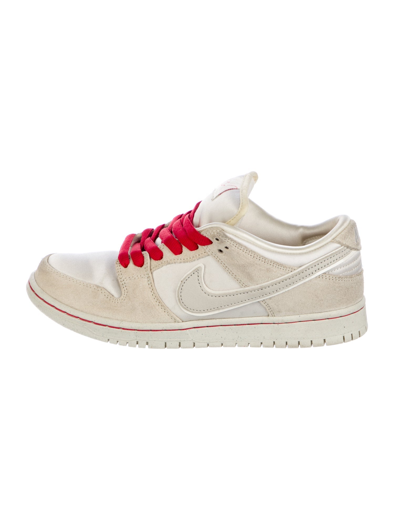 Nike SB Leather Embroidered Accent Athletic Sneakers