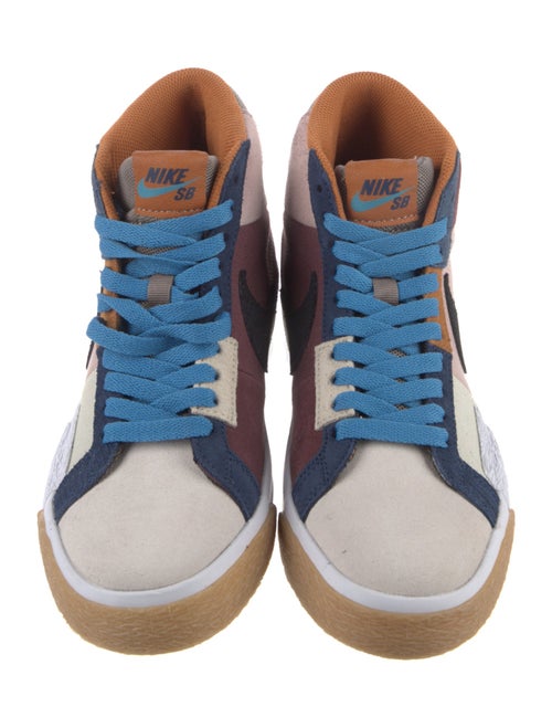 Nike SB Suede Colorblock Pattern Sneakers