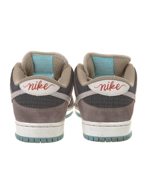 Nike SB Dunk Low 'Big Money Savings' Athletic Sneakers
