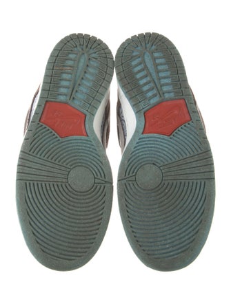 Nike SB Dunk Low 'Big Money Savings' Athletic Sneakers