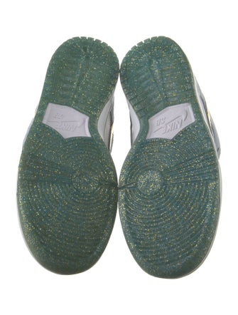 Nike SB SB Dunk Low x Sean Cliver Sneakers