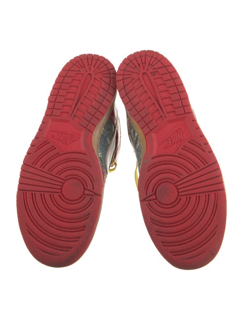 Nike SB Leather Printed Sneakers