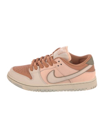Nike SB Nike SB Dunk Low Sneakers