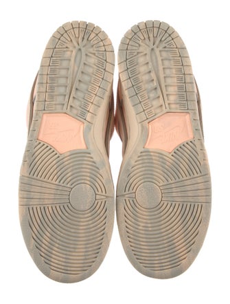 Nike SB Nike SB Dunk Low Sneakers