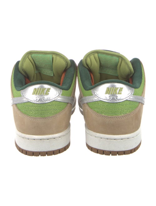 Nike SB Dunk Low Pro 'Escargot' Athletic Sneakers