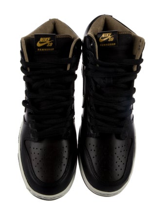 Nike SB Leather Sneakers