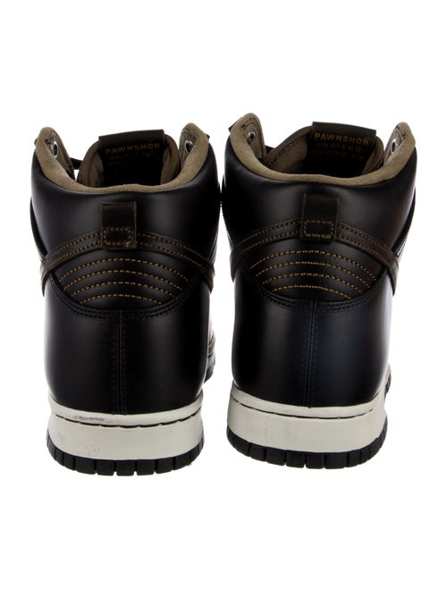 Nike SB Leather Sneakers