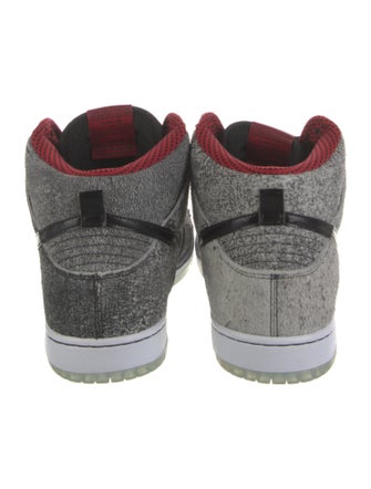 Nike SB Suede Sneakers