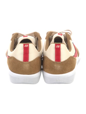 Nike SB Suede Colorblock Pattern Sneakers