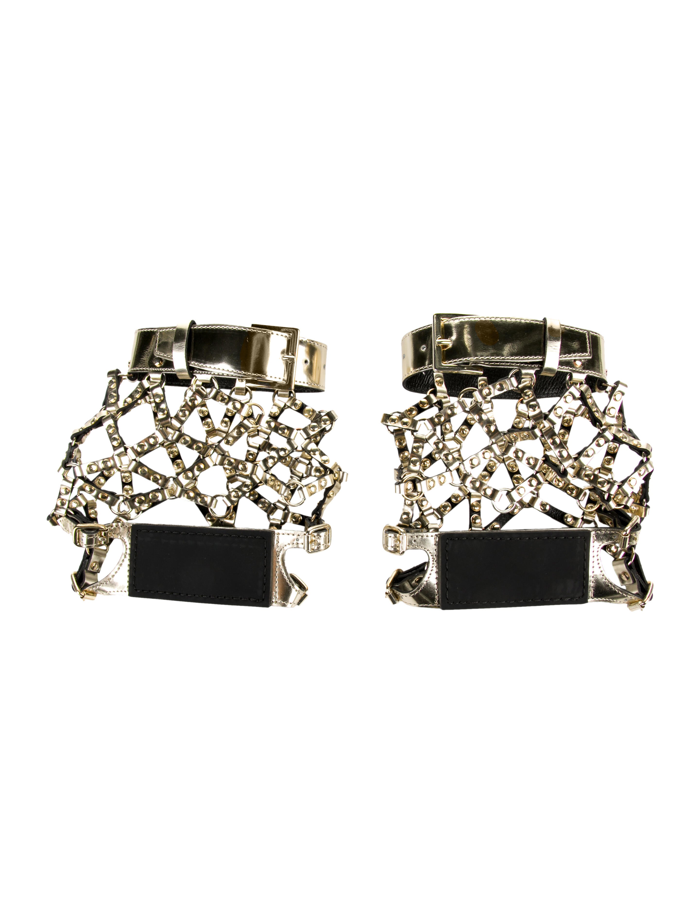 noir kei ninomiya サンダル 黒 2019324S0147 noir kei ninomiya Leather Cutout Accent Sandals - Gold