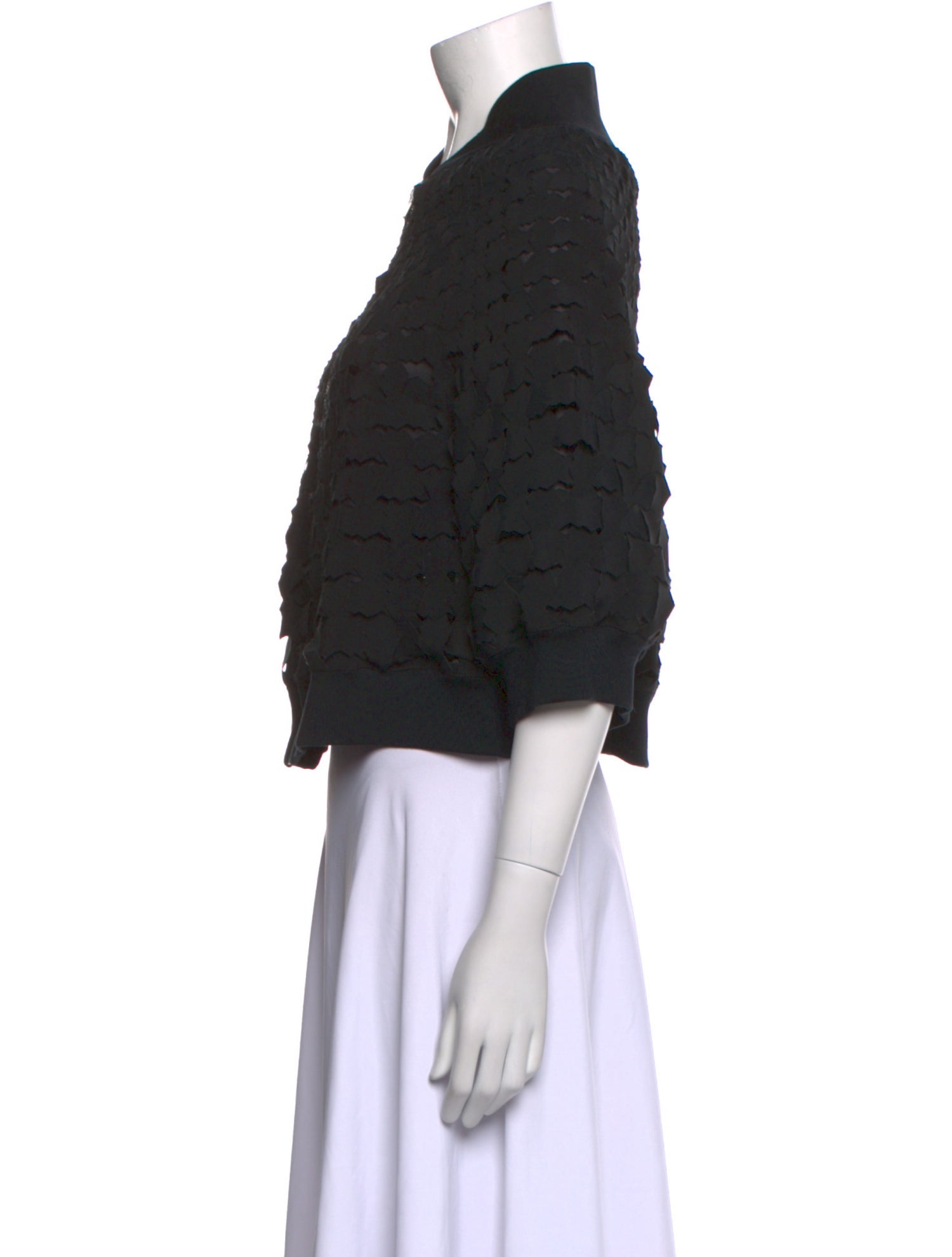 noir kei ninomiya Mock Neck Three-Quarter Sleeve Crop Top