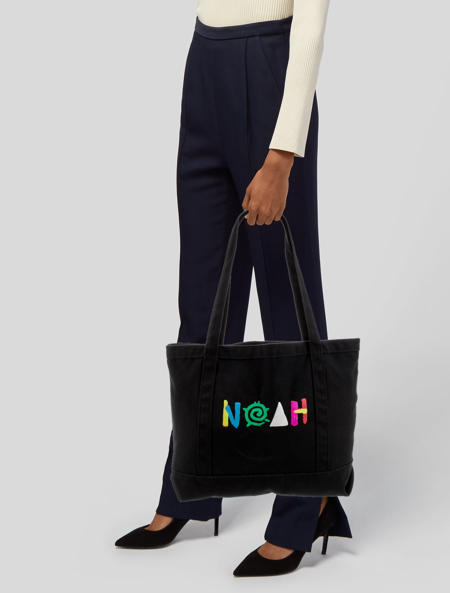 Noah Canvas Shoulder Bag