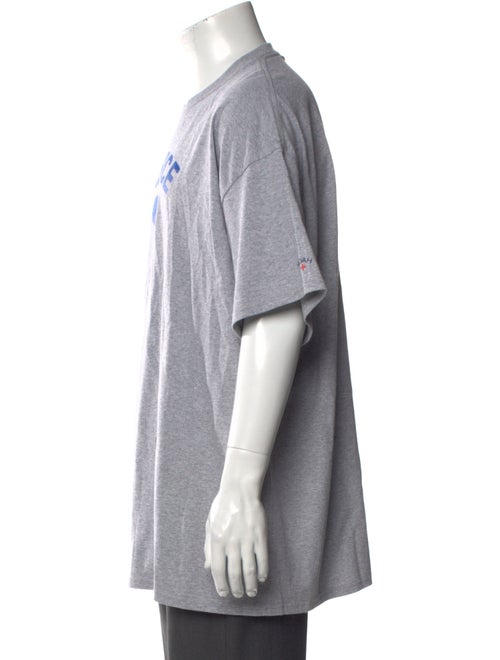 Noah Graphic Print Crew Neck T-Shirt