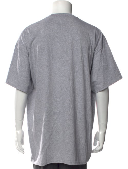 Noah Graphic Print Crew Neck T-Shirt