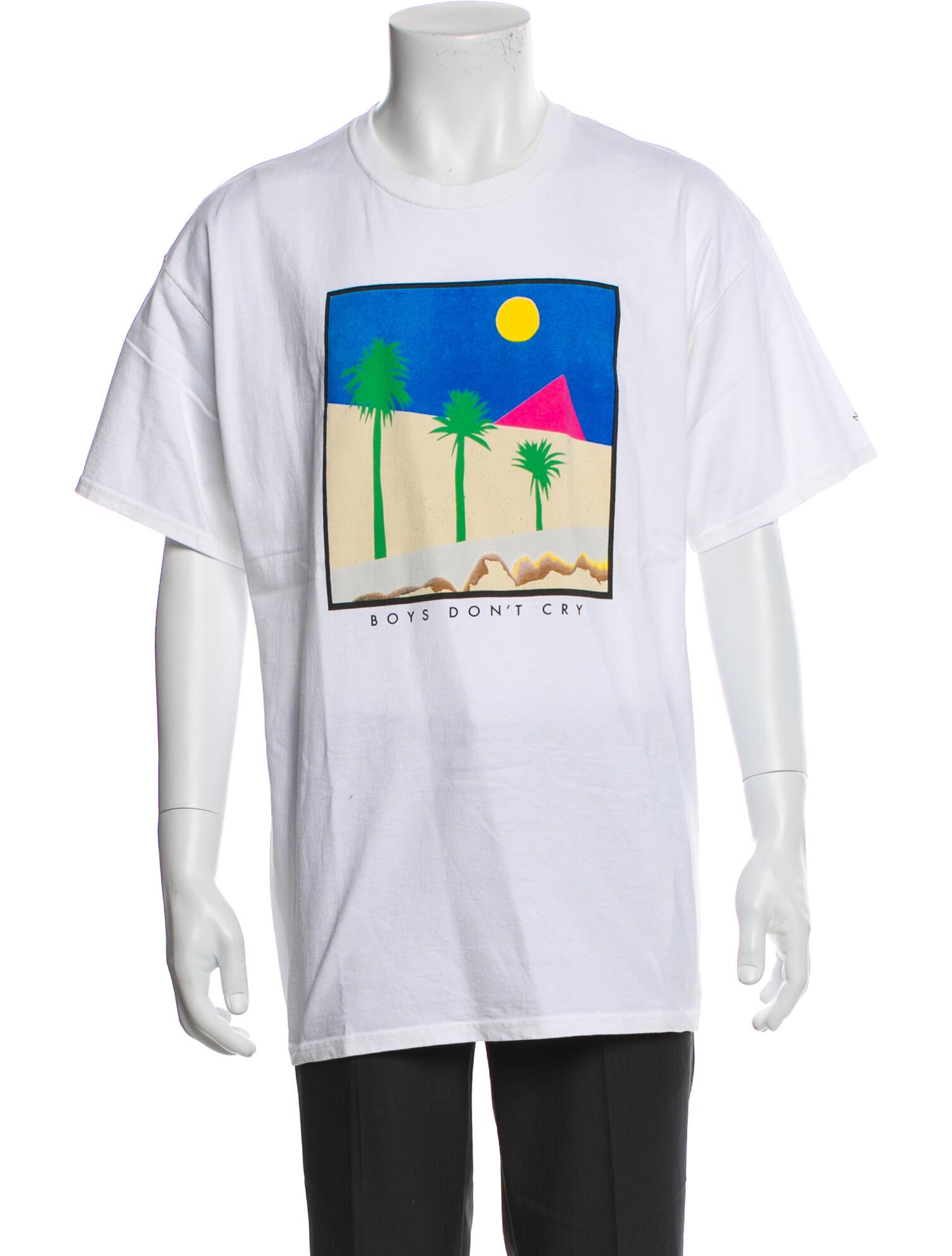 Noah Graphic Print Crew Neck T-Shirt