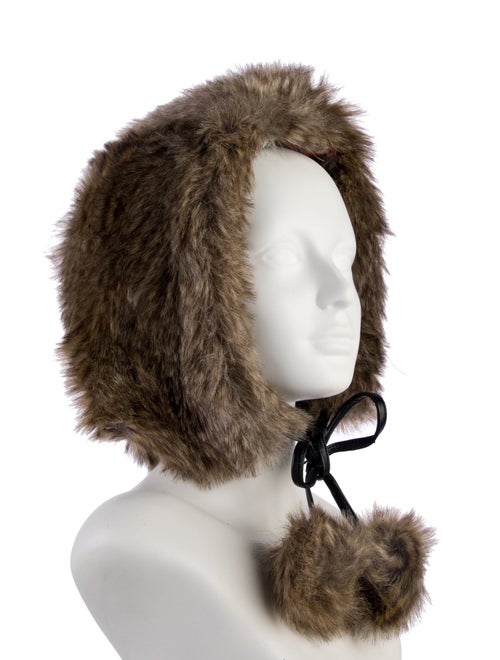 Nobis Fur hat