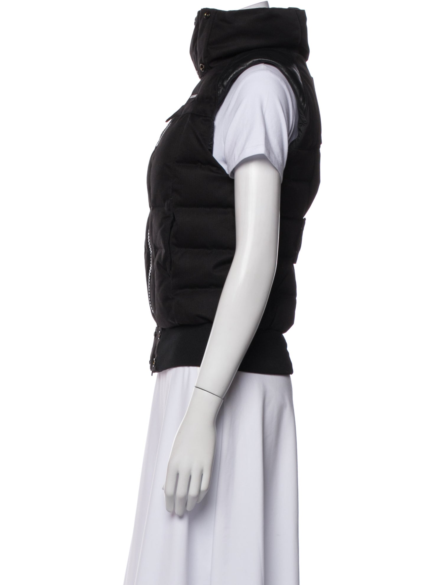 Nobis Nylon Vest