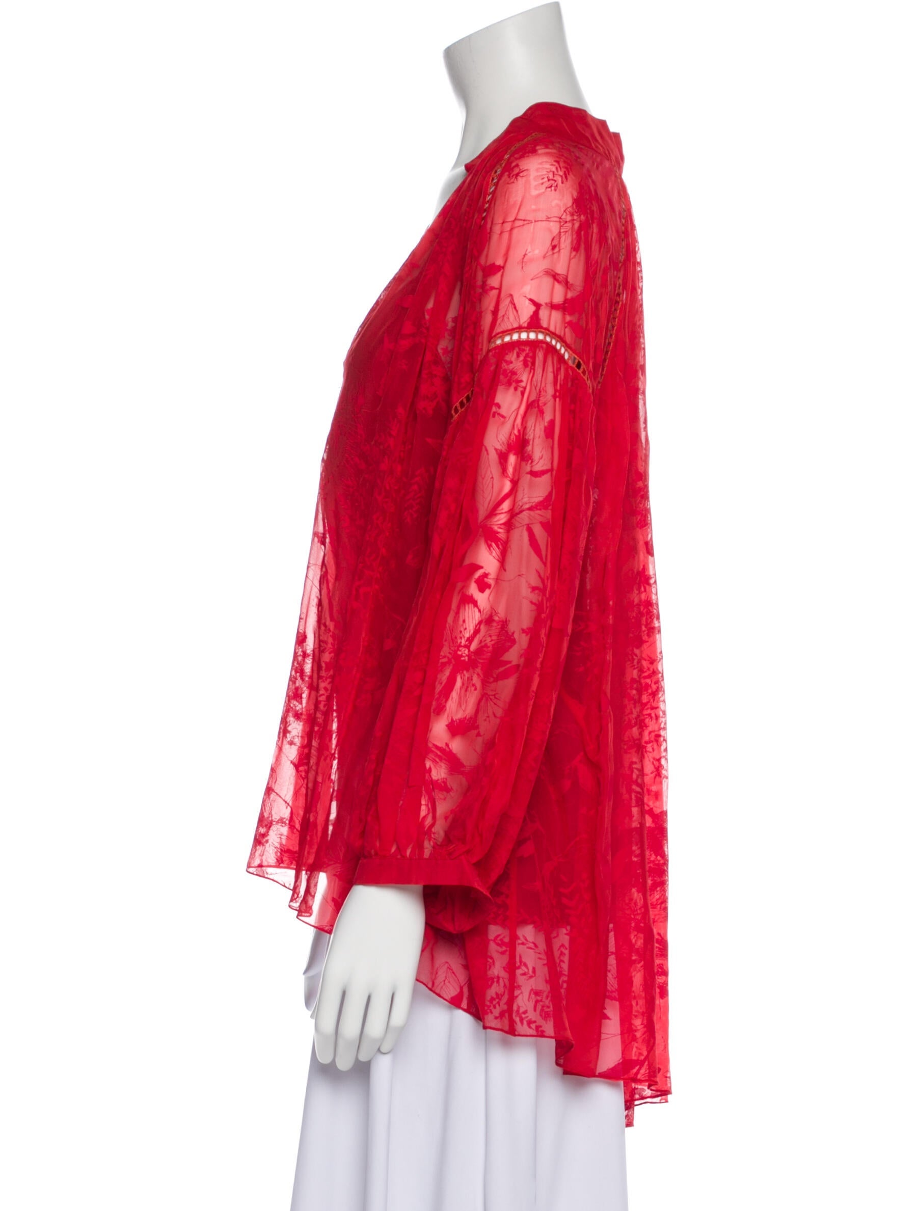 Noon By Noor Lace Pattern V-Neck Blouse