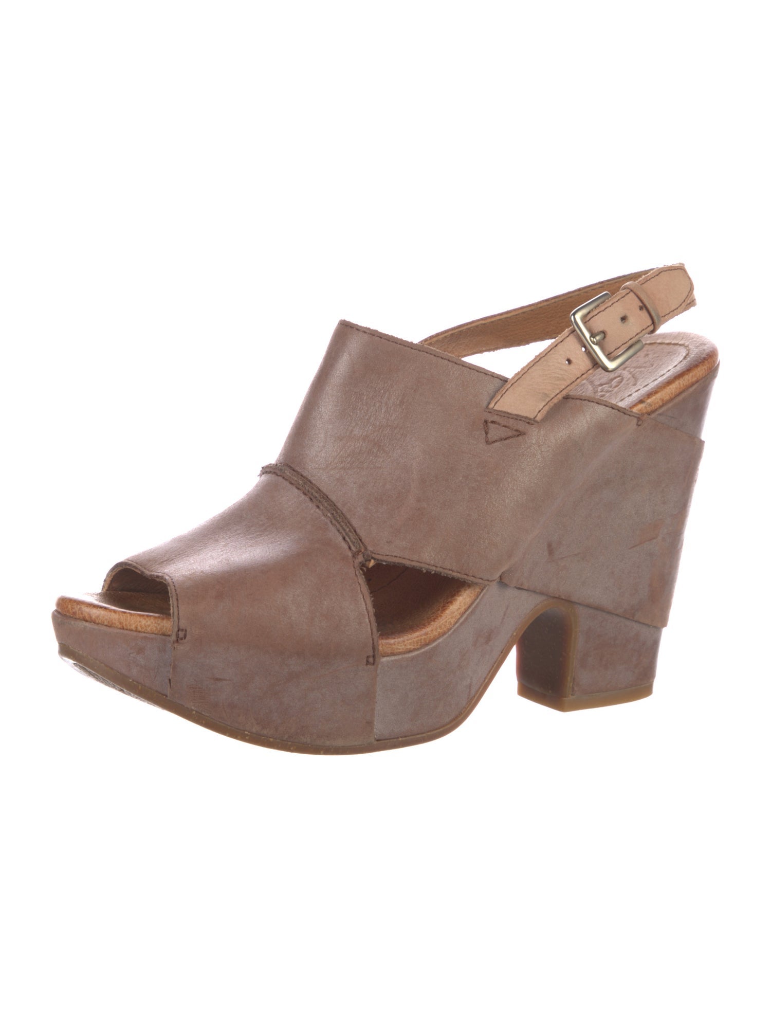 Naya Rea Leather T-Strap Pumps