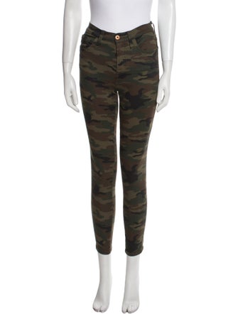 Nonchalant Mid-Rise Skinny Leg Jeans