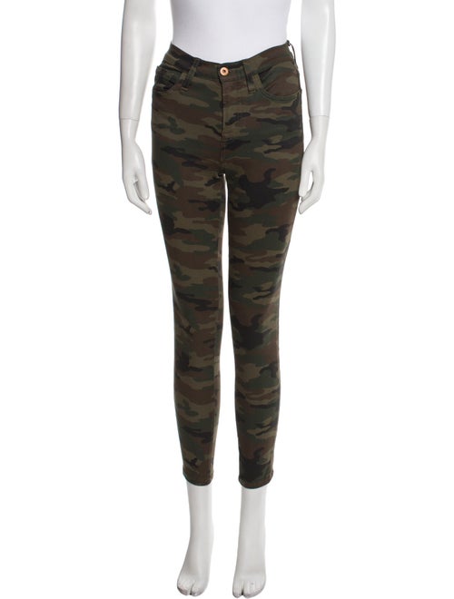 Nonchalant Mid-Rise Skinny Leg Jeans