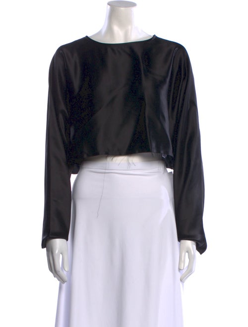 Nonchalant Scoop Neck Long Sleeve Crop Top