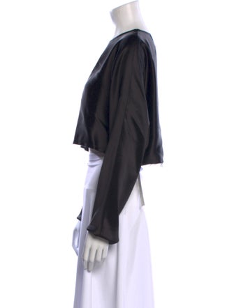 Nonchalant Scoop Neck Long Sleeve Crop Top