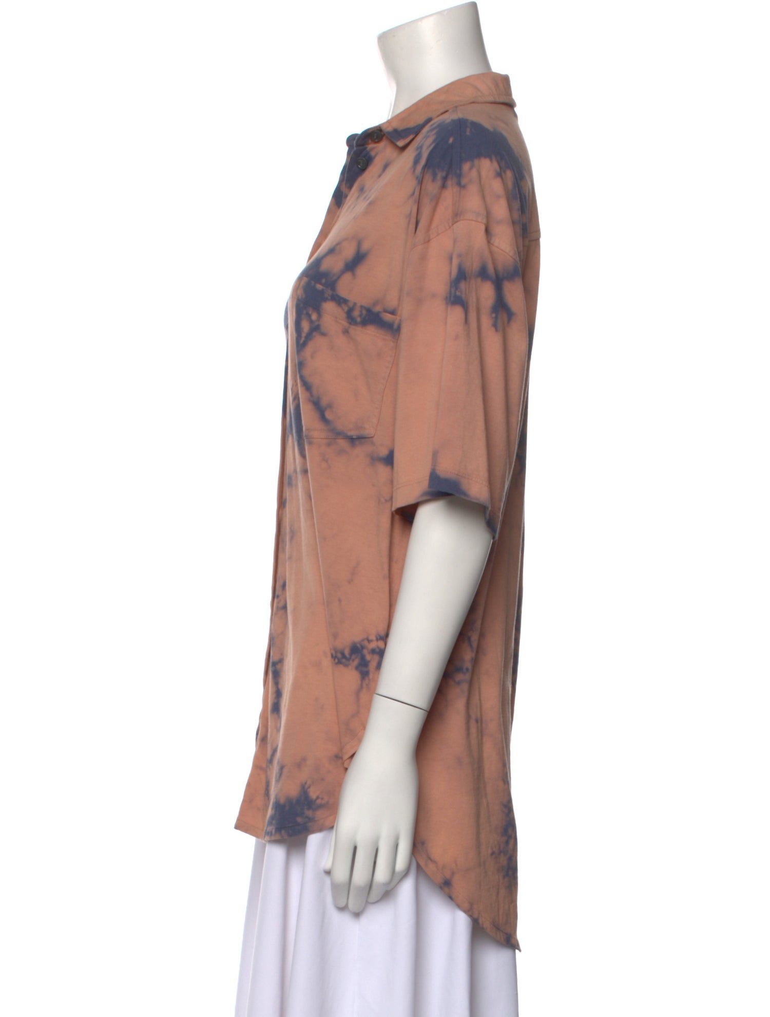 NINETY PERCENT Tie-Dye Print V-Neck Button-Up Top