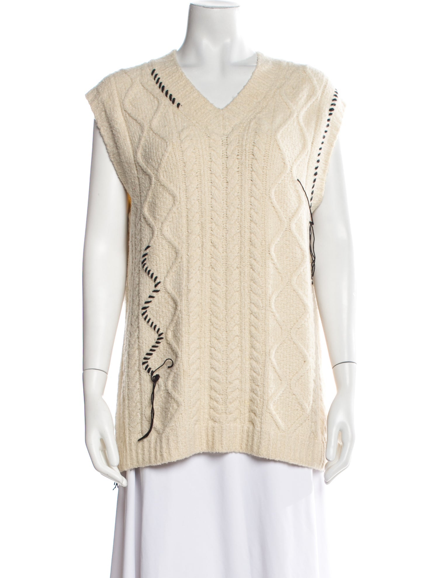 NINETY PERCENT Patterned V-Neck Sweater