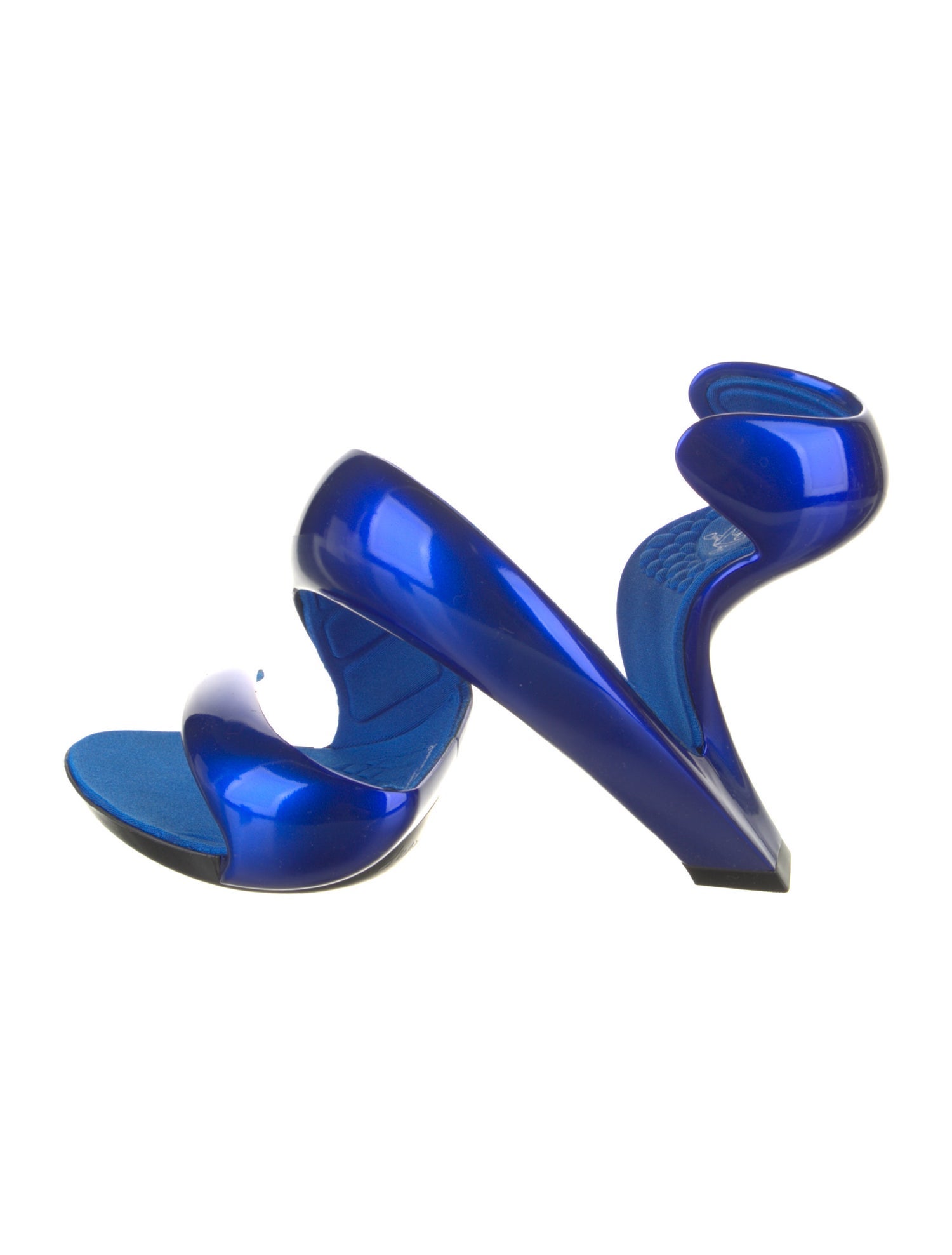 Julian Hakes Patent Leather Cutout Accent Slides