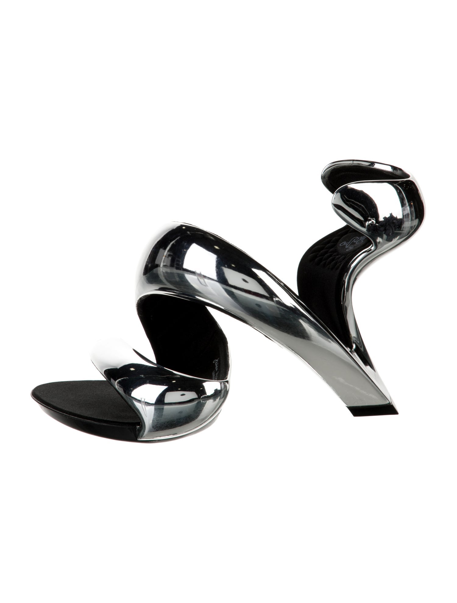 Julian Hakes D'Orsay Pumps