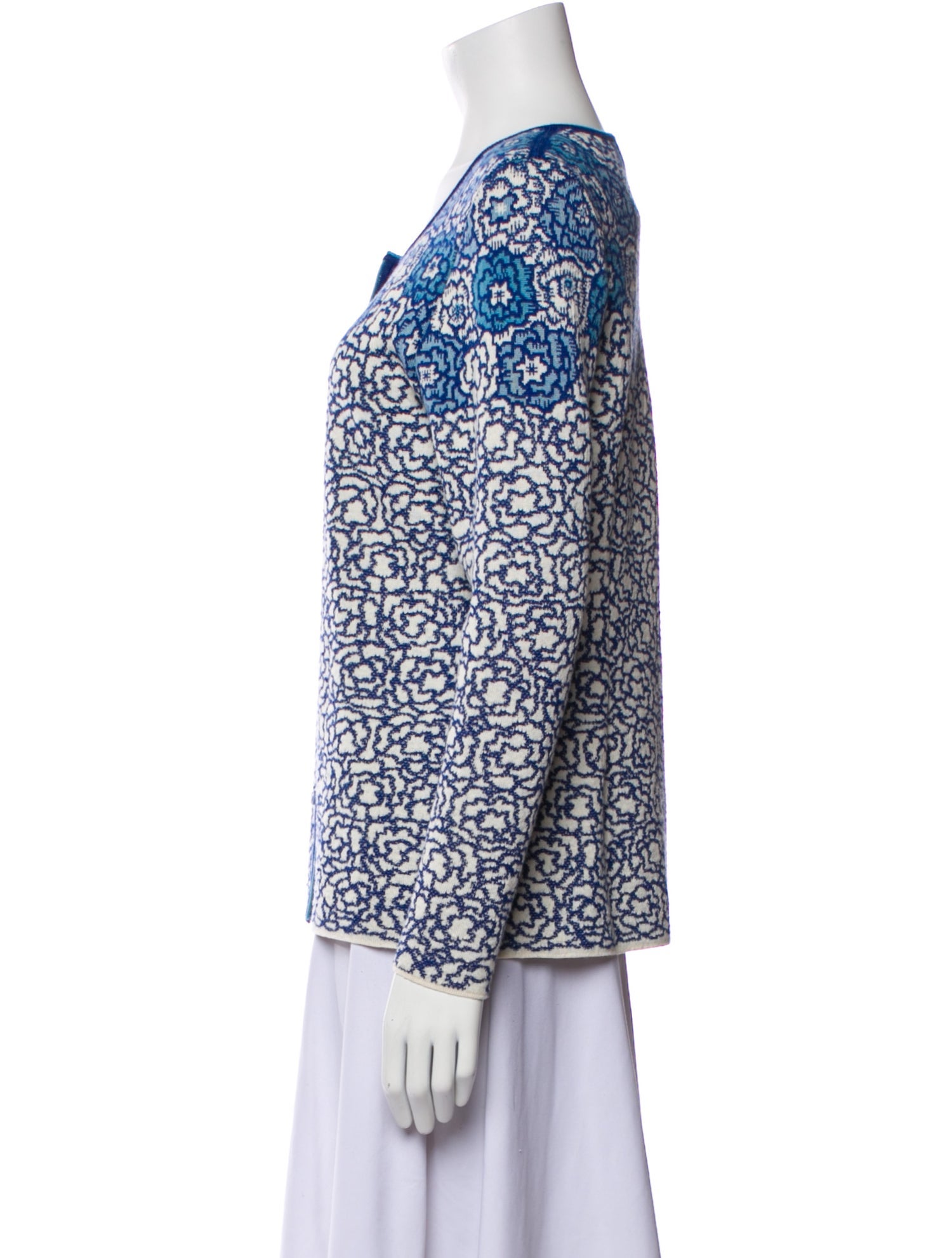 Oleana Merino Wool Printed Sweater