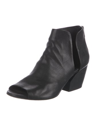 Officine Creative Leather Chelsea Boots