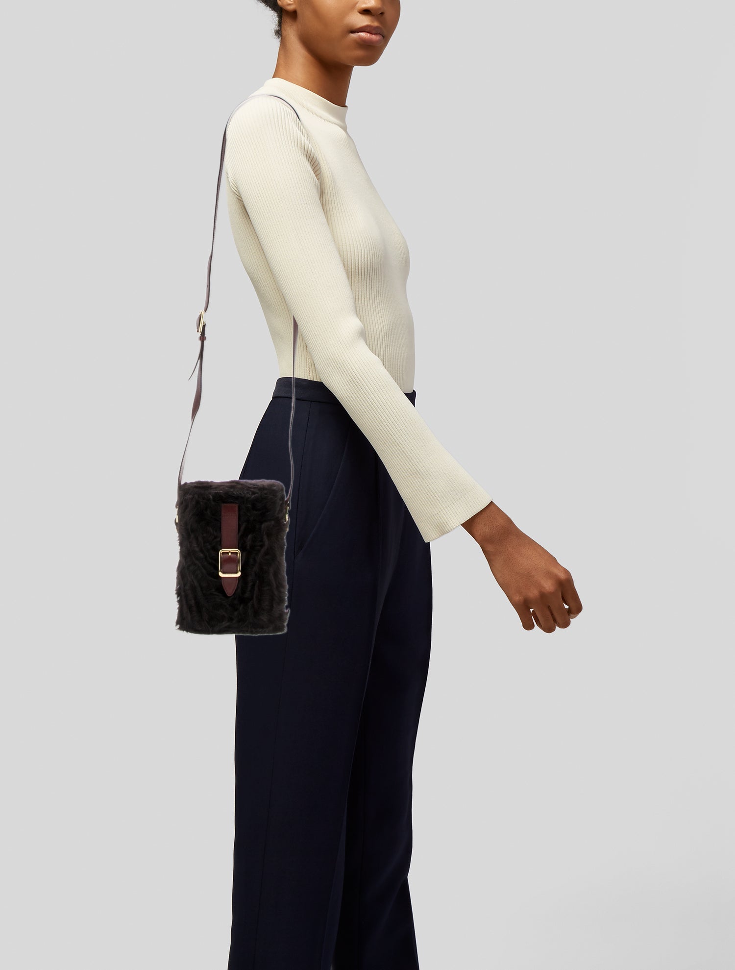 Officina del Poggio Fur Messenger Bag